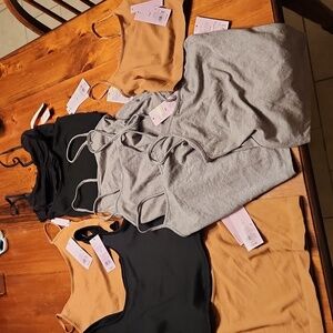 Wild Fable tank top resale bundle